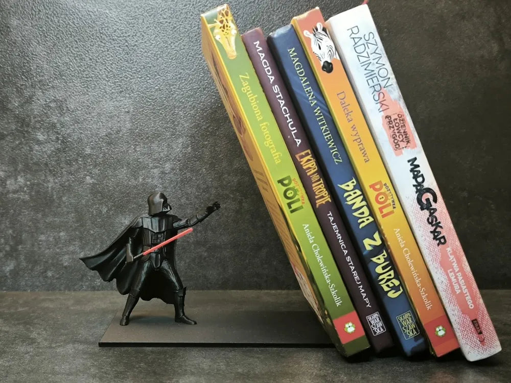 Darth Vader Force Push Leaning Bookend | Star Wars Sith Lord Bookshelf Decor & Optical Illusion Book Stand