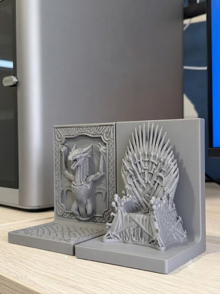 Game of Thrones Bookend & Fantasy Collectible Display